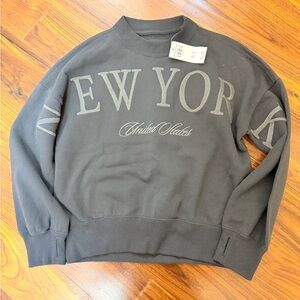 Abercrombie Kids NWT.   NEW YORK Graphic Crewneck Sweatshirt - Charcoal